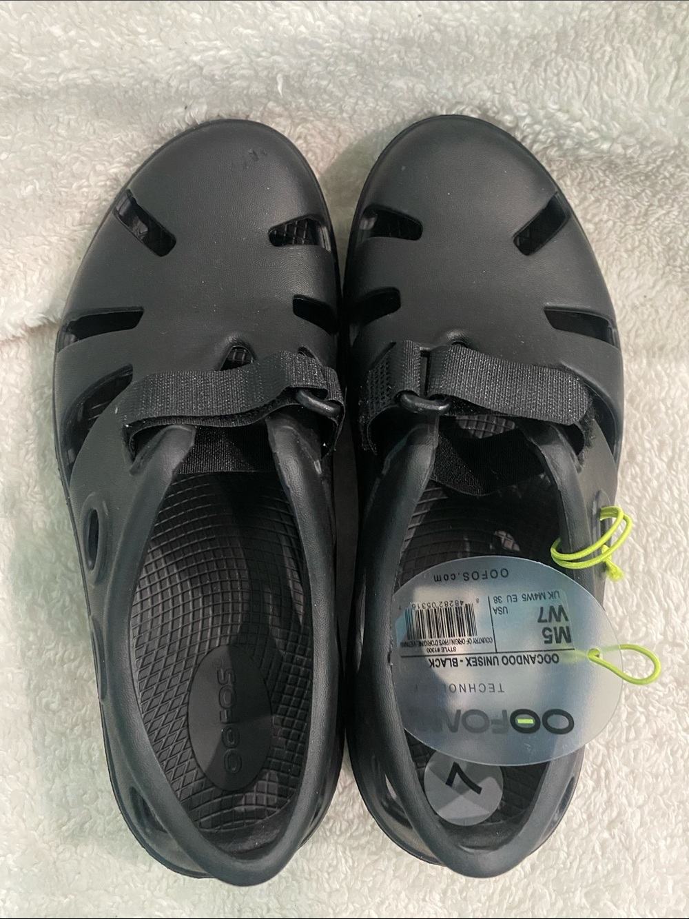 Oofos Oocabdoo Unisex -Black, Size7 Women’s